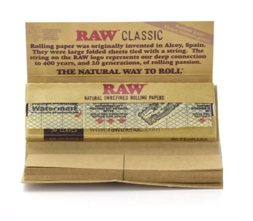 Papelillos RAW Connoisseur 1 1/4 + TIPS